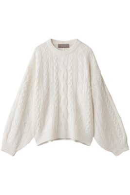 Áo sweater họa tiết Vintage: Sự trở lại của thời trang thập niên 90